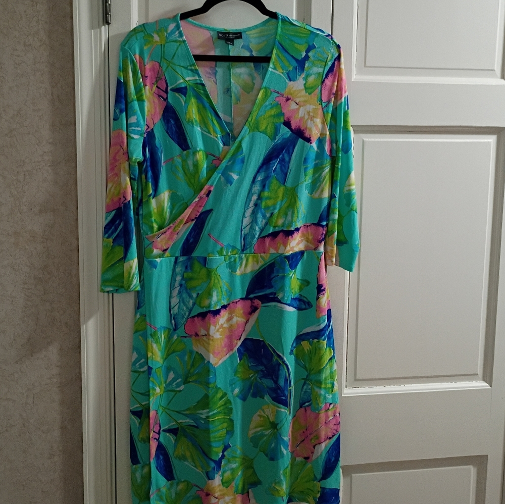 BOLD  Floral Wrap Dress - Aqua, Blue & Green.Pit To Pit 21". Length 41' - Picture 5 of 5
